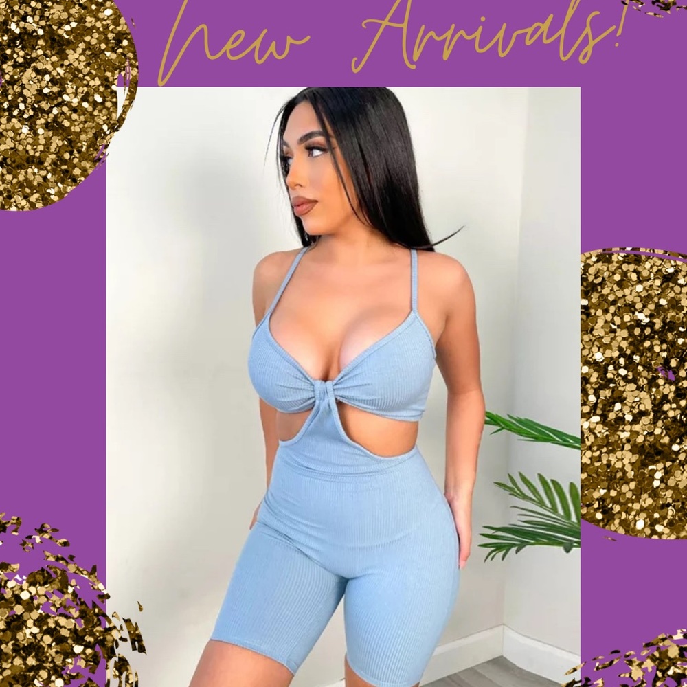 Super cute, ribbed cut out jumpsuit